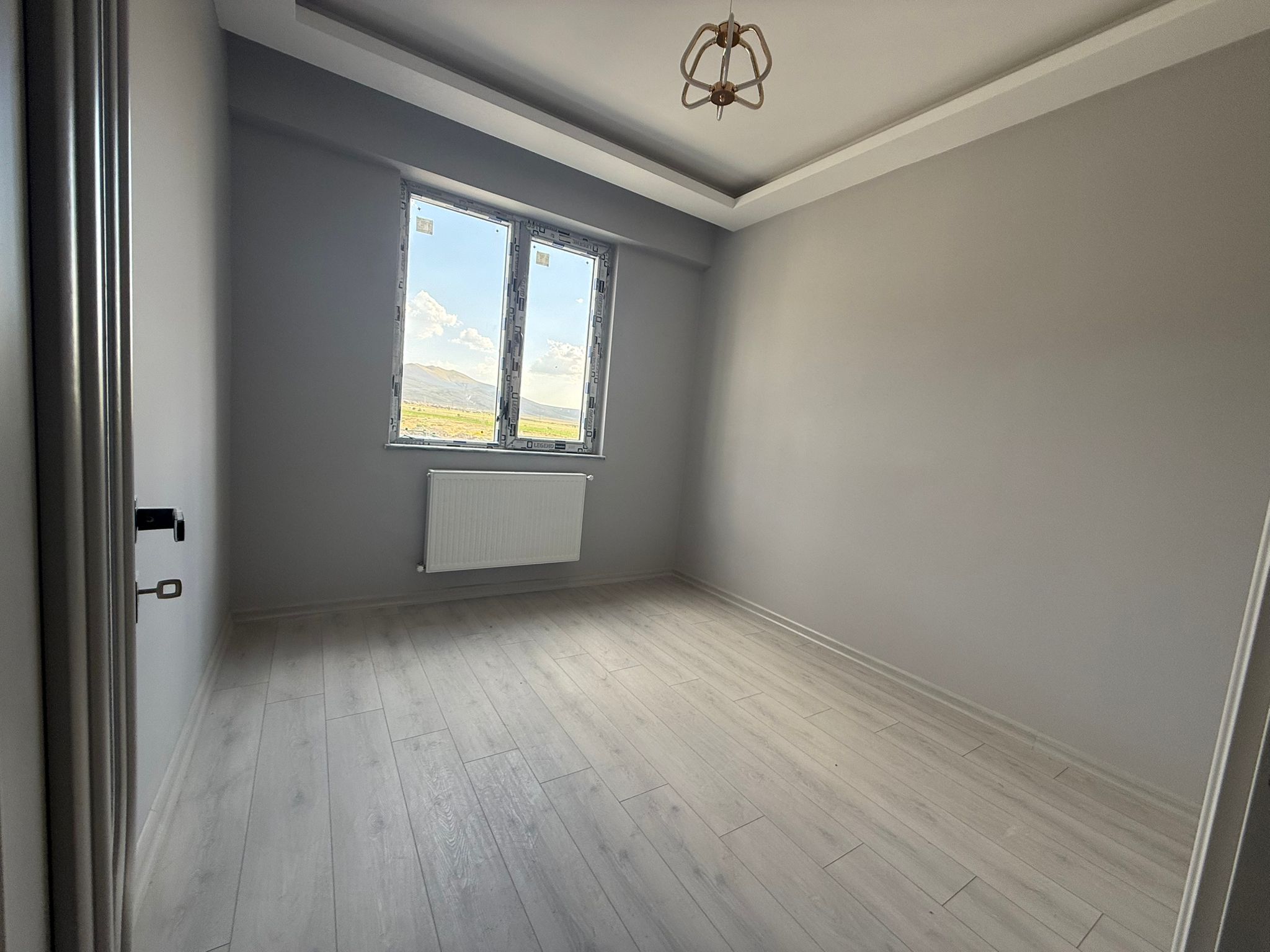 YILDIZKENT'TE YENİ BULVAR ÜZERİNDE SATILIK DAİRE